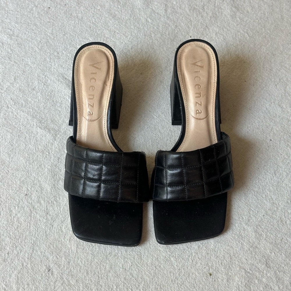 Vicenza Square-Toe Kitten Heels